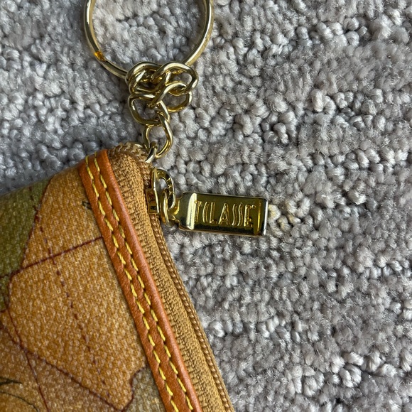 Alviero Martini 1aClasse Coin Purse Keychain - Picture 3 of 6